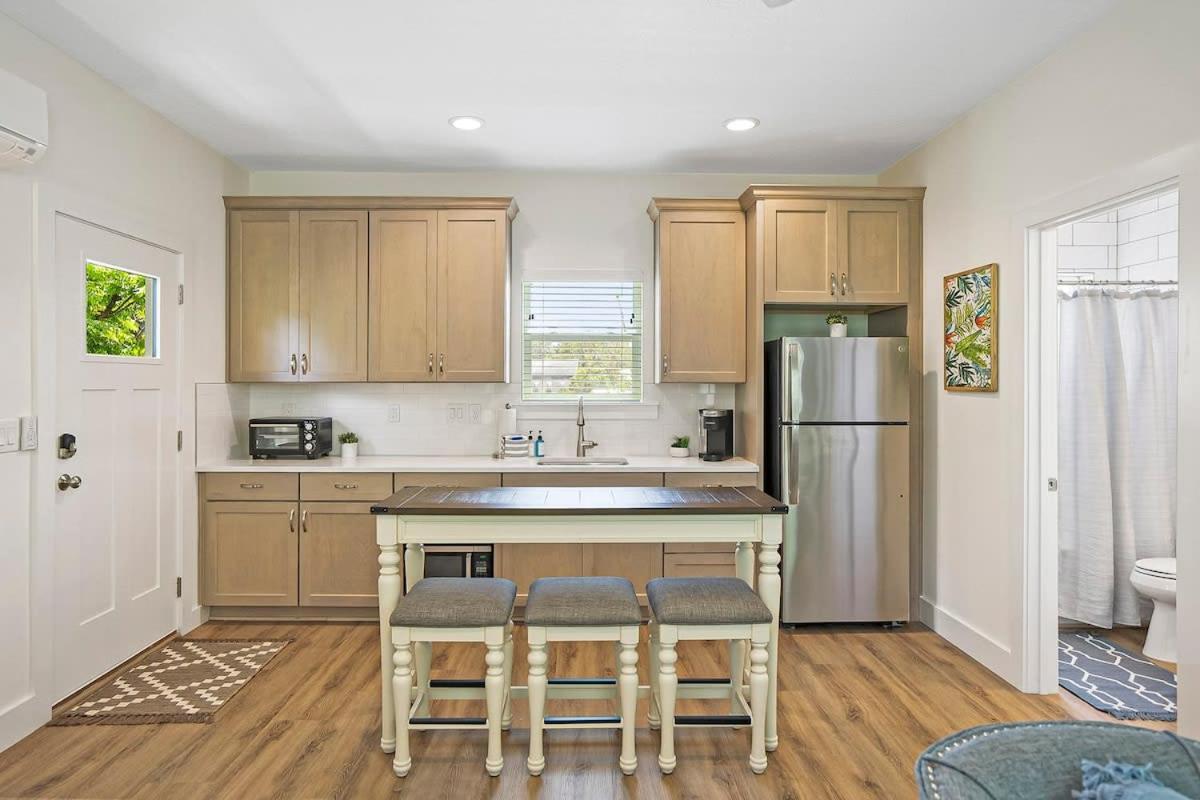 New Private Apt In Uptown St Aug Walk Everywhere Сейнт-Огастін Екстер'єр фото